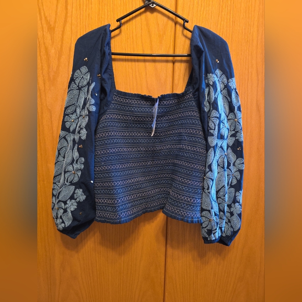Anthropolgy Embroidered  Top NWT Sz M. Elastic Bodice Boho Bohenian Vacation